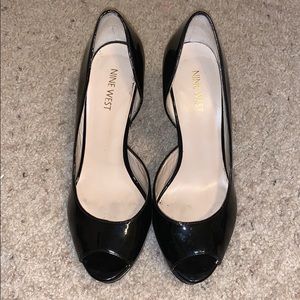NINE WEST Black Pumps